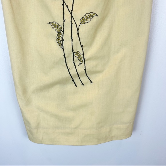 Vintage 60s Floral Beaded Sleeveless Shift Dress Size XS Yellow Mid Century - Picture 4 of 7